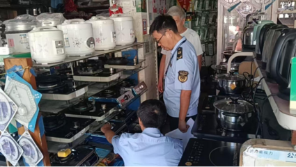 筑牢安全防線 五河縣加強(qiáng)燃?xì)庠罟荛y監(jiān)督檢查，規(guī)范家用電器零配件銷售